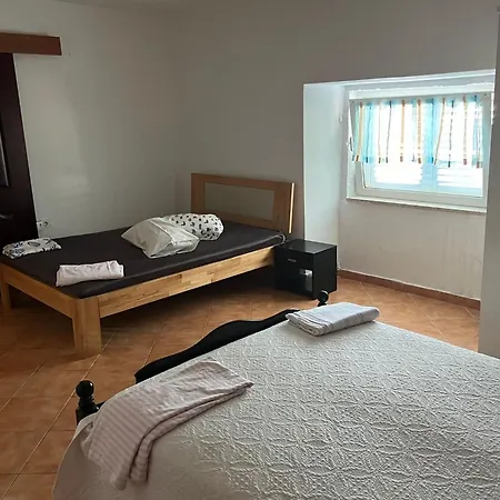 Zlata Apartamento *